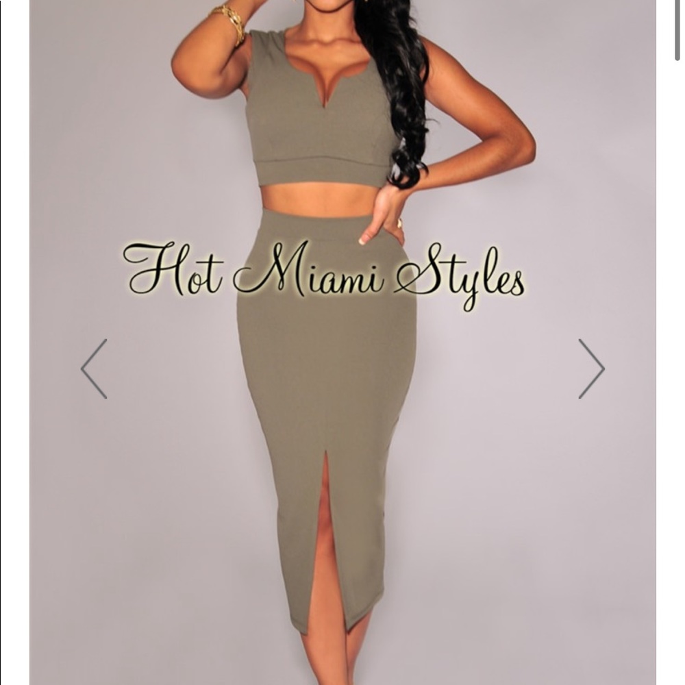 Hot Miami Styles Olive Front Slit Two Piece Set